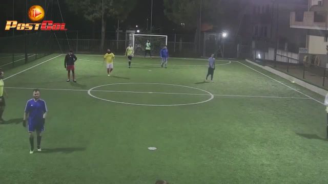Cannavaro in difesa e bomba d'esterno